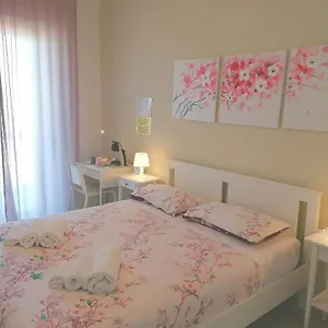 Tanzi Panzió Bari